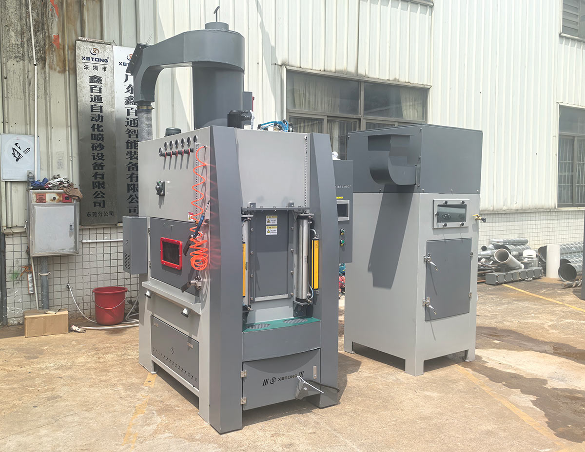 深圳百超噴砂機生產(chǎn)廠家制造的轉(zhuǎn)盤式自動噴砂機實拍圖片 深圳百超噴砂機生產(chǎn)廠家制造的轉(zhuǎn)盤式自動噴砂機實拍圖片