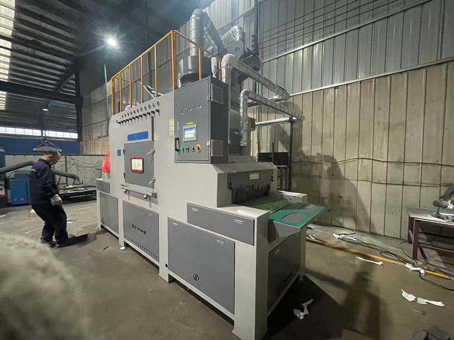 深圳百超機械輸送式自動噴砂機